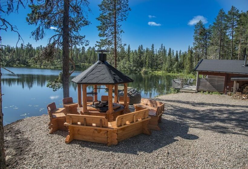 בית מלון כפרי Pinetree Lodge