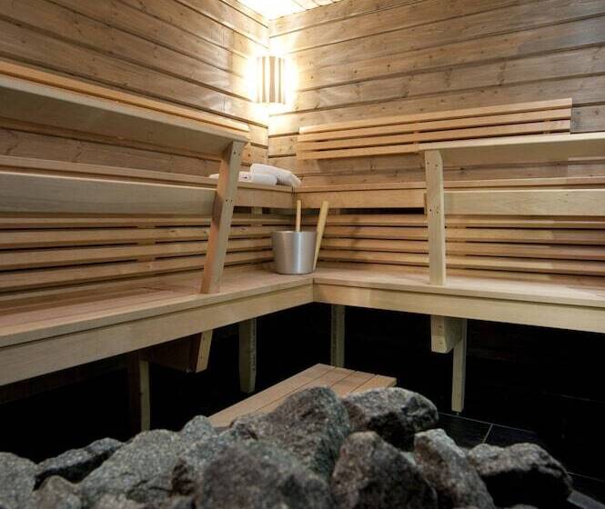 בית מלון כפרי Pinetree Lodge