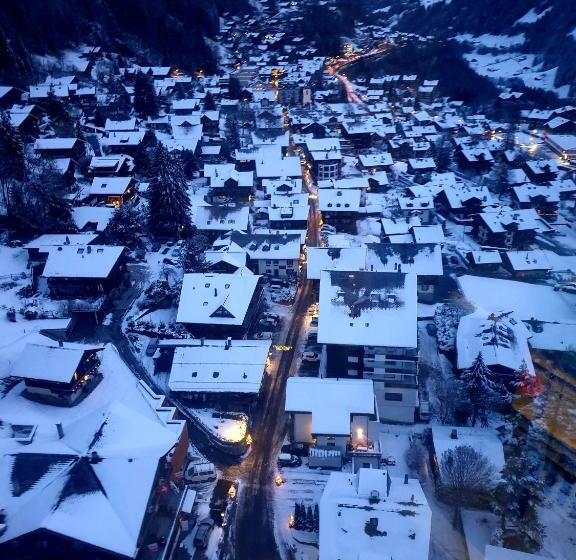 فندق Refuge Le Marcheuson