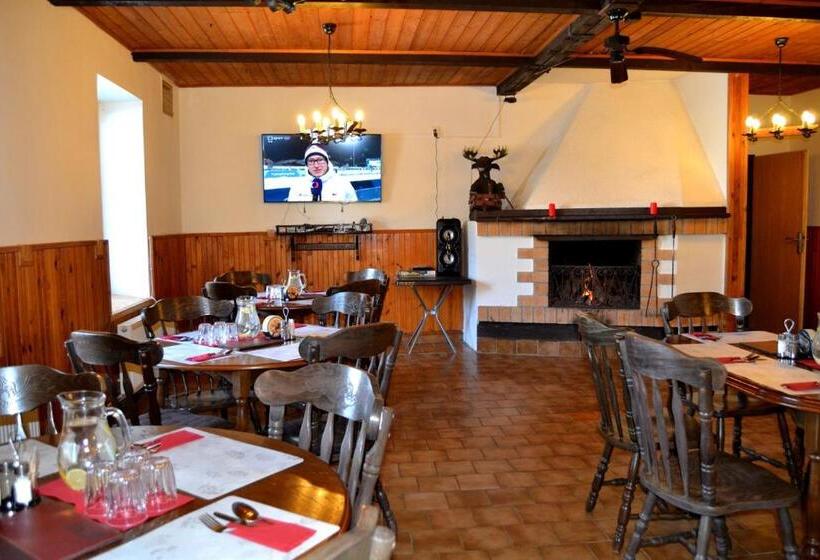 בית מלון כפרי & Restaurant Adolfovský Dvůr