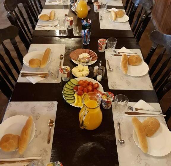 בית מלון כפרי & Restaurant Adolfovský Dvůr