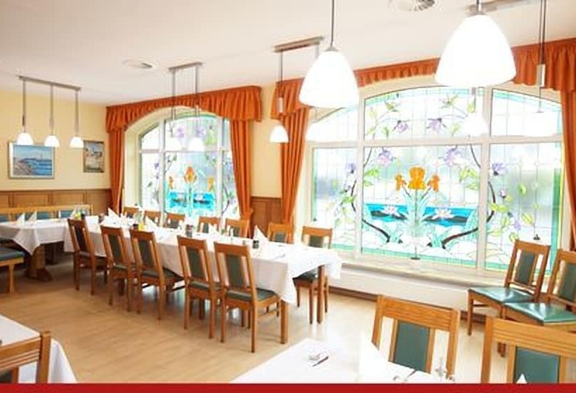 호텔 & Restaurant Zur Linde