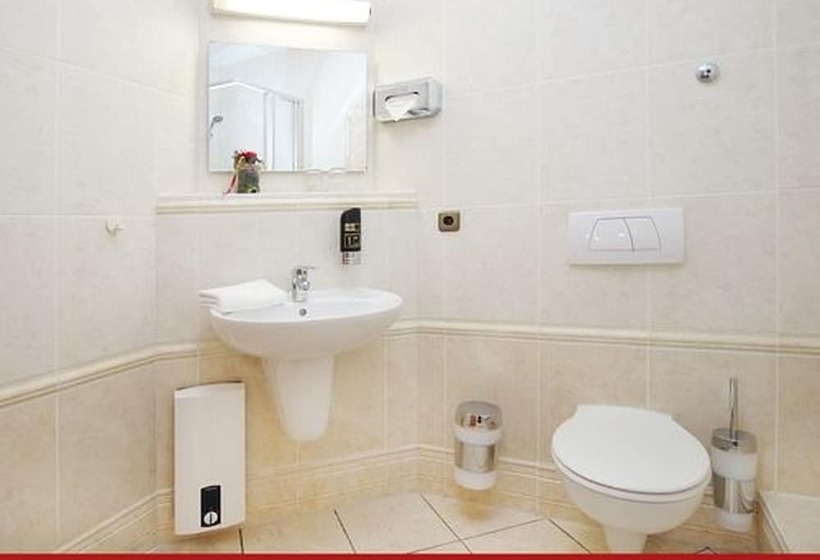 호텔 & Restaurant Zur Linde