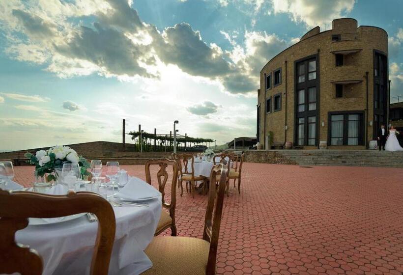 בית מלון כפרי Soli Invicto