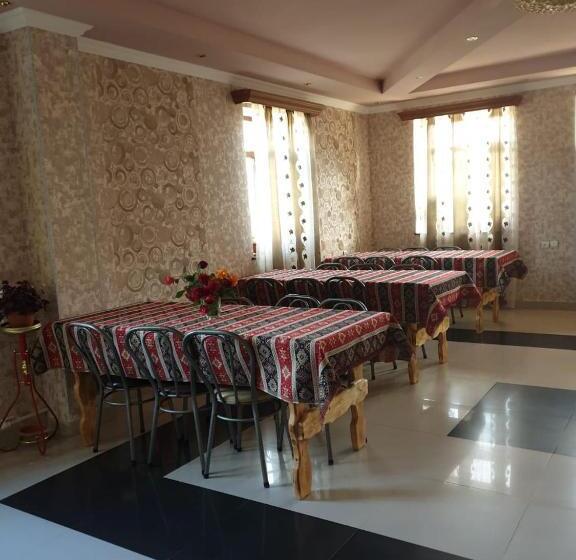 호텔 Tatev Shinuhayr