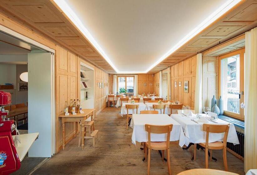 בית מלון כפרי Vallatscha