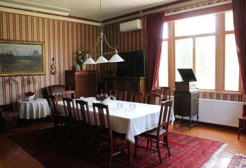 Отель Woikoski Feeling   Kirjokiven Kartano