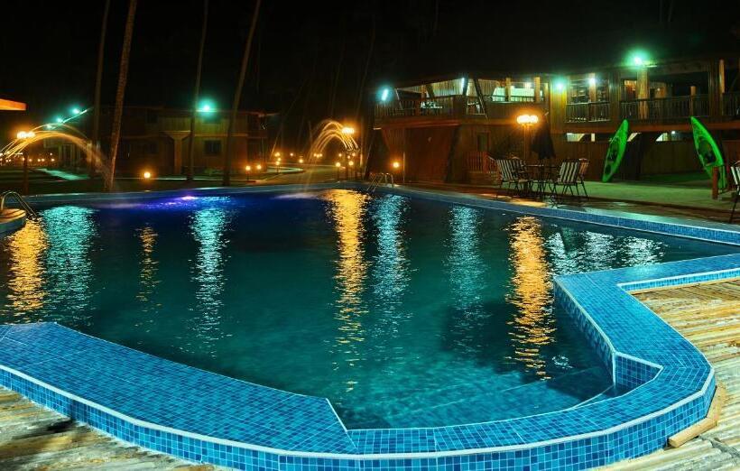 Maaha Beach Resort