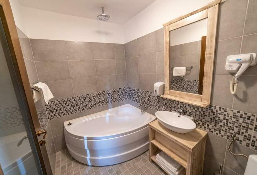 بنسيون Arcso Fogado