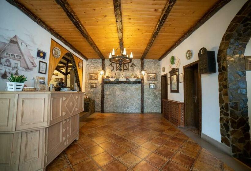 بنسيون Arcso Fogado