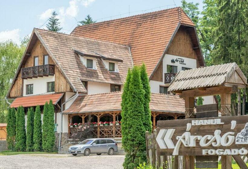 بنسيون Arcso Fogado