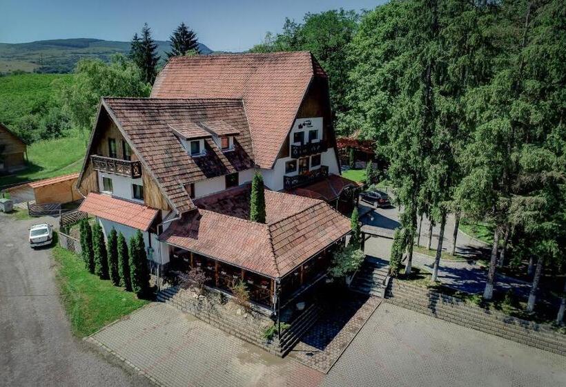 بنسيون Arcso Fogado