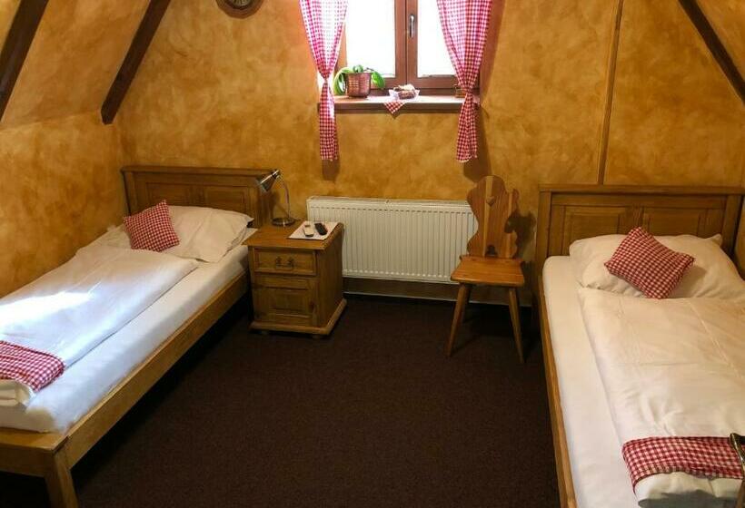 بنسيون Areal Salas