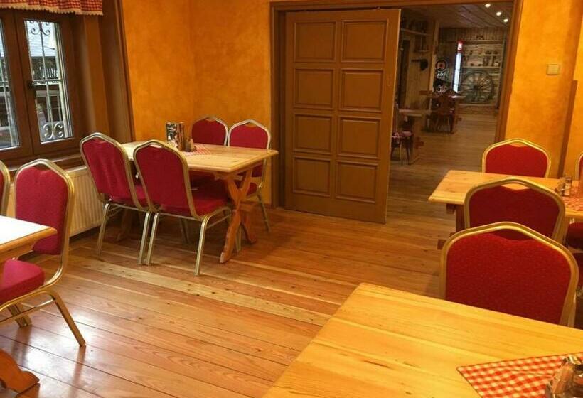 بنسيون Areal Salas