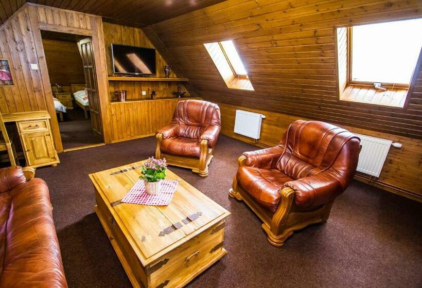 بنسيون Areal Salas