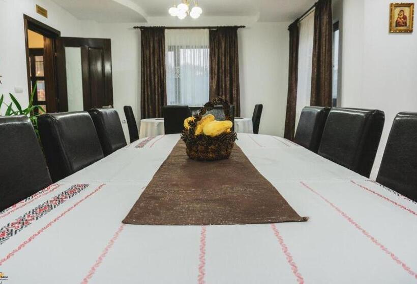 פנסיון Casa Cristina