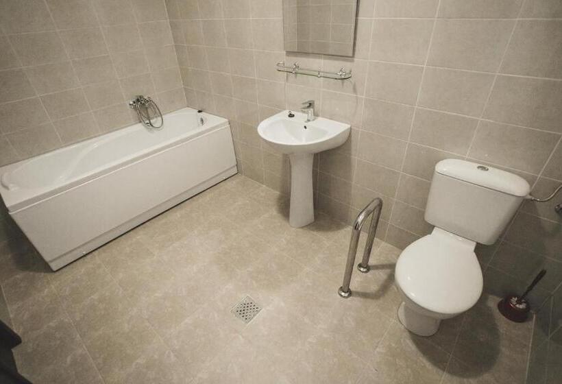 Пансион Casa Cu Nuc