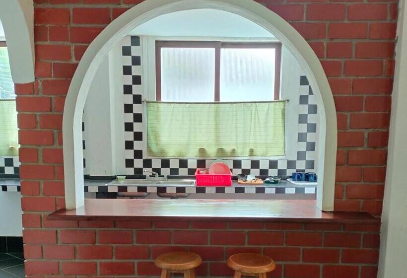 بنسيون Casa Del Gringo