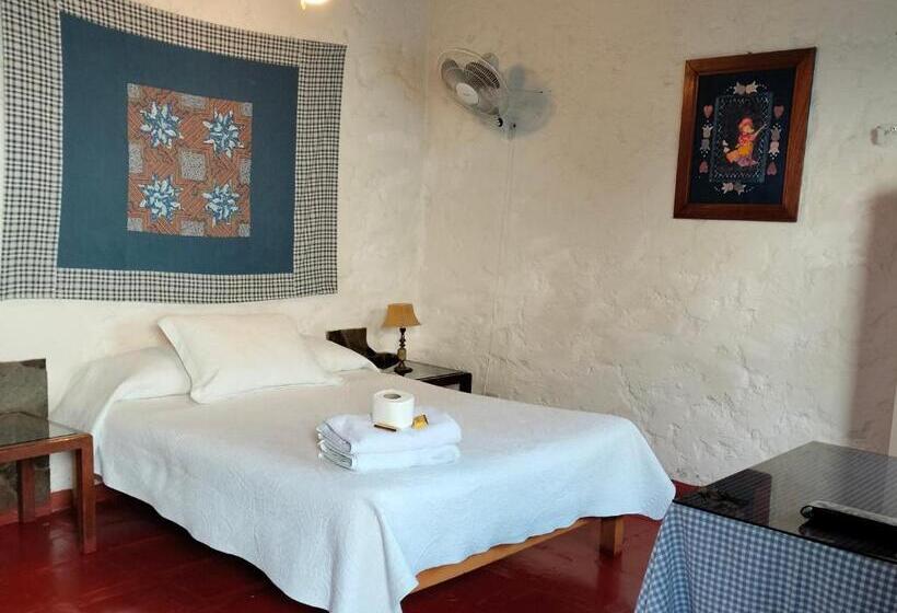 بنسيون Casa Del Gringo