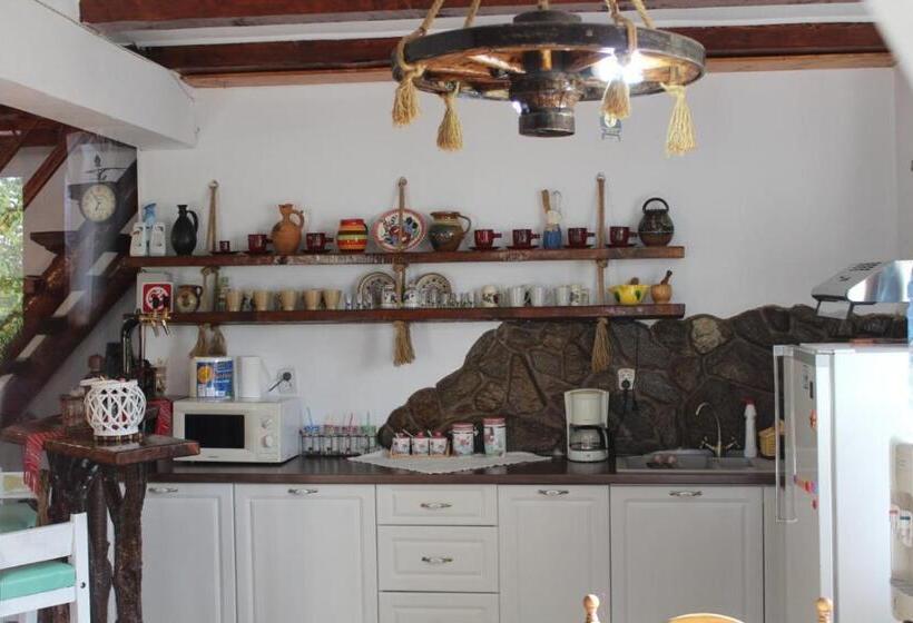 بنسيون Casa Marandy