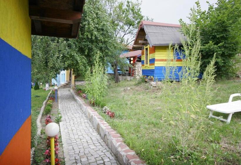 بنسيون Chuchi Guest House 1