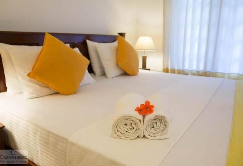 ペンション Clovefield Villa