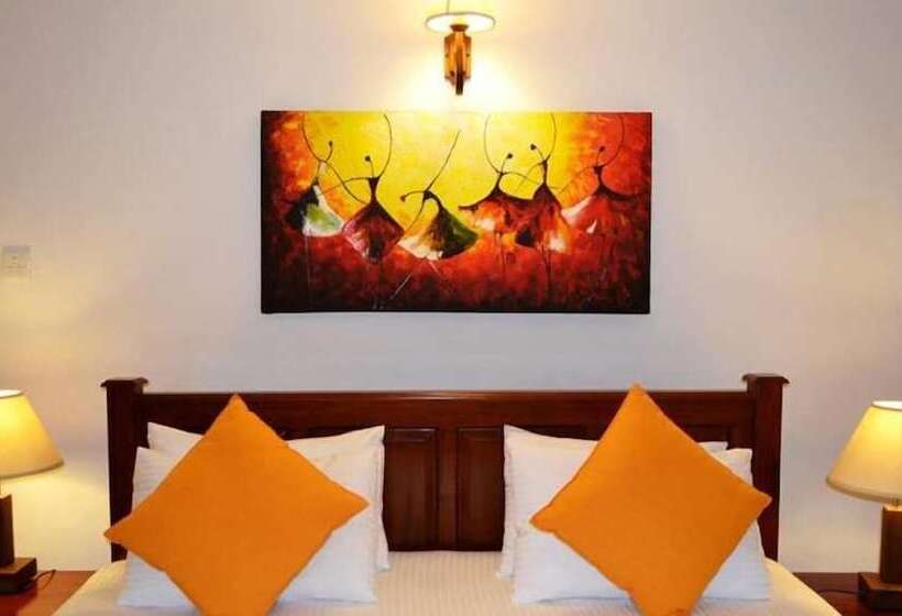 ペンション Clovefield Villa