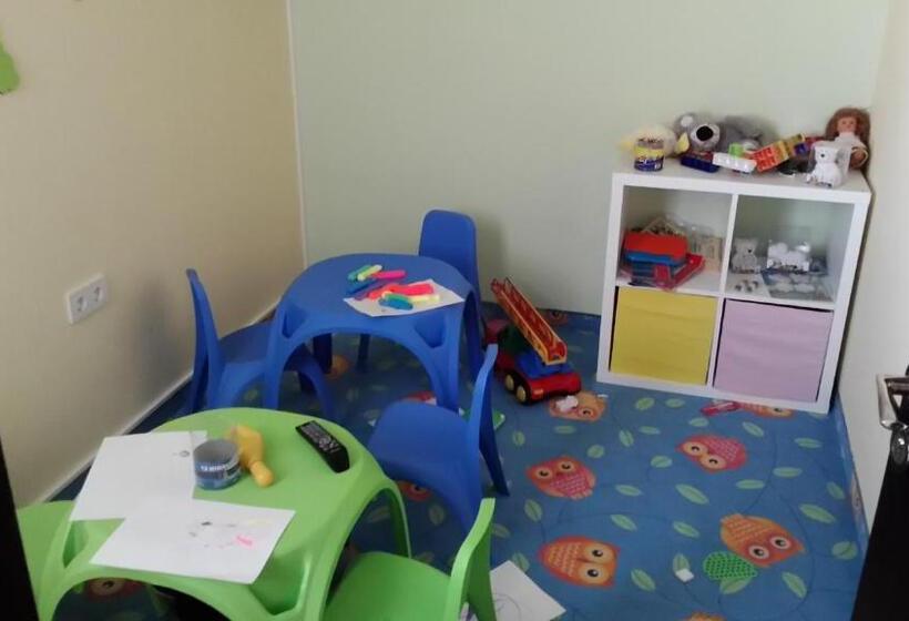 膳宿费 Einstein House & Spa