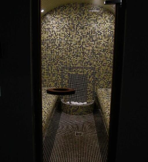 膳宿费 Einstein House & Spa