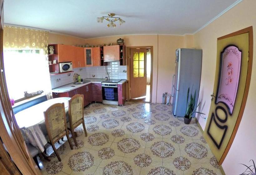 پانسیون Guest House Anita