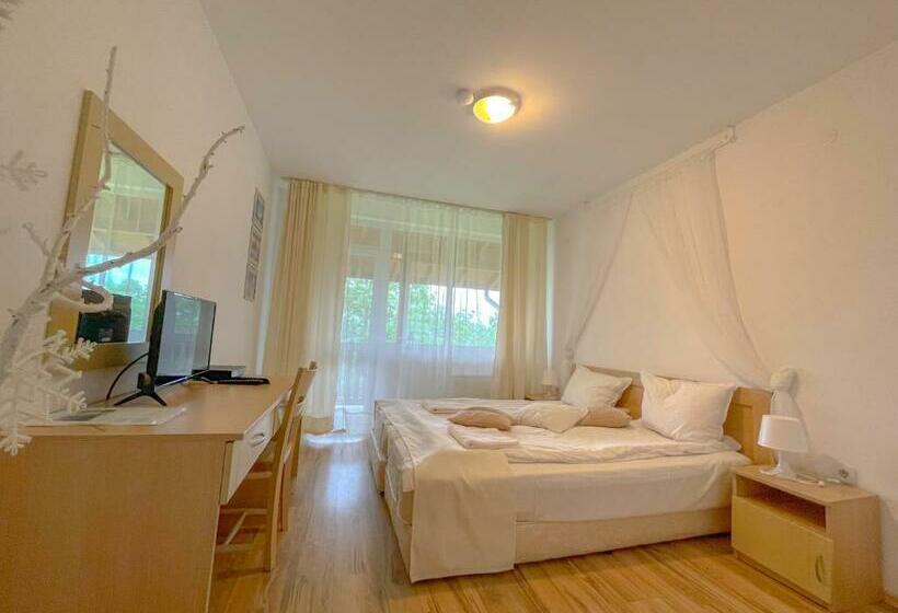 פנסיון Guest House Au Nature