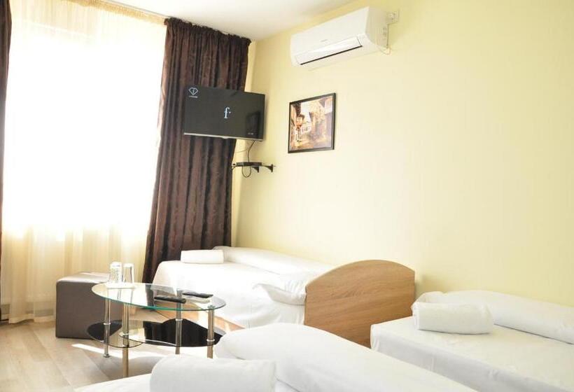 פנסיון Guest Rooms Simona