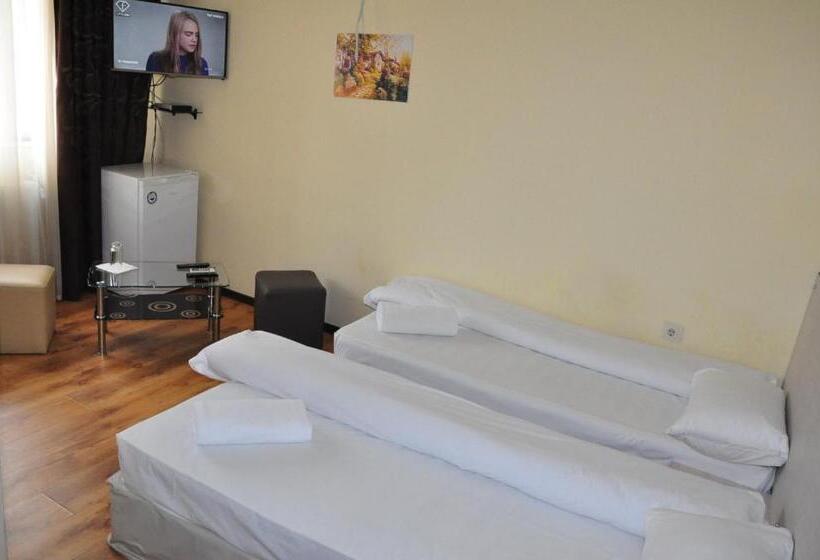 פנסיון Guest Rooms Simona