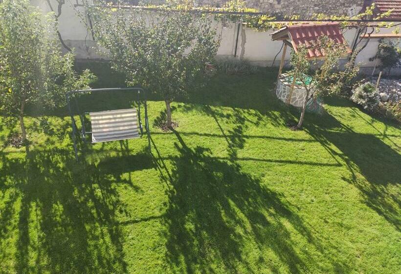 Пансион Guesthouse Argacho