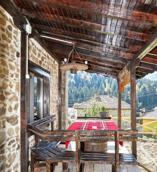 פנסיון Guesthouse Vazrozhdenski Kashti