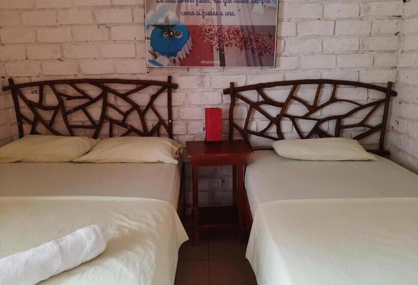 Пансион Hostal Maresia