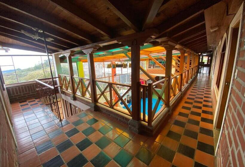 پانسیون Hostería Chukirawa