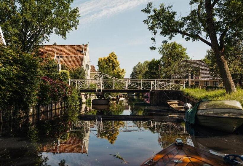 膳宿费 Inn On The Lake
