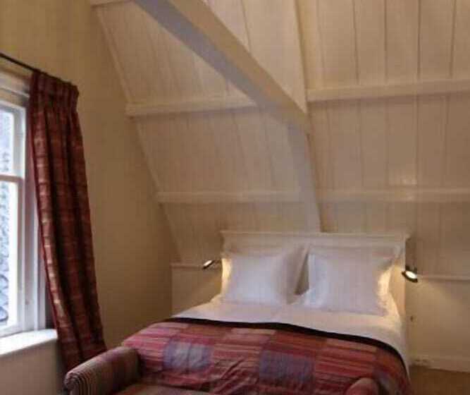 膳宿费 Inn On The Lake