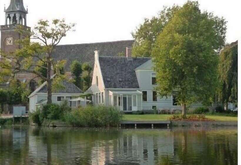 פנסיון Inn On The Lake