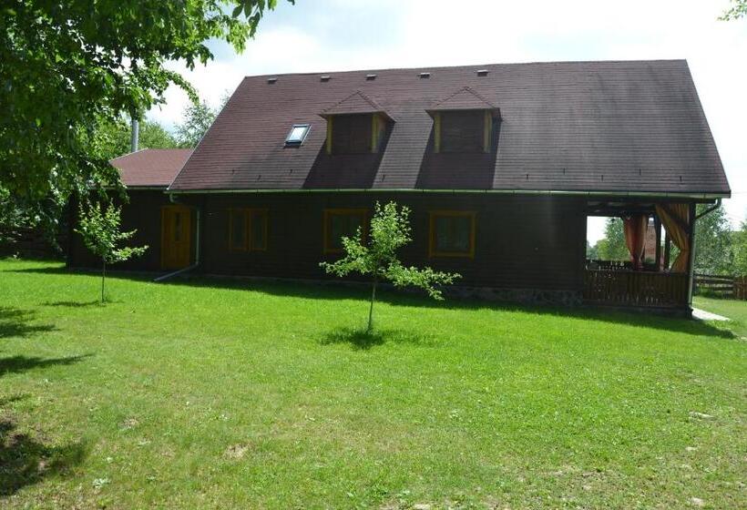 Пансион Ivoi Magasbukki Vendeghaz