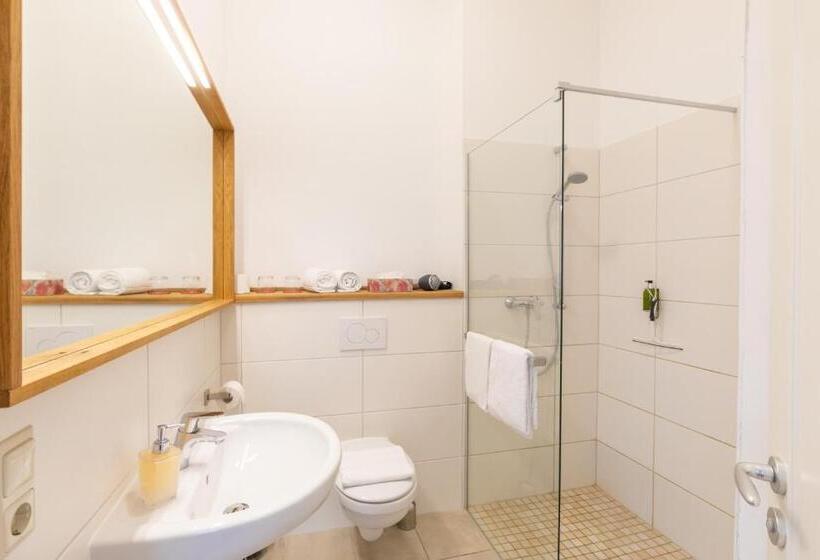 膳宿费 Kavaliershaus Krumke Gästehaus Im Schlosspark Schlüsselbox Kein Tv