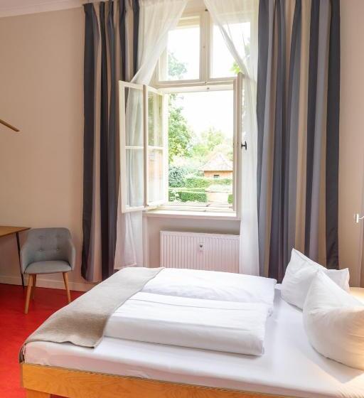 膳宿费 Kavaliershaus Krumke Gästehaus Im Schlosspark Schlüsselbox Kein Tv