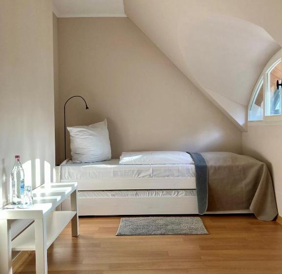 膳宿费 Kavaliershaus Krumke Gästehaus Im Schlosspark Schlüsselbox Kein Tv