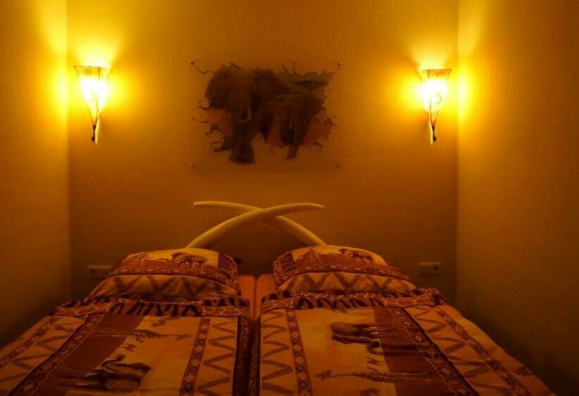 Пансион L&l Skaters Home