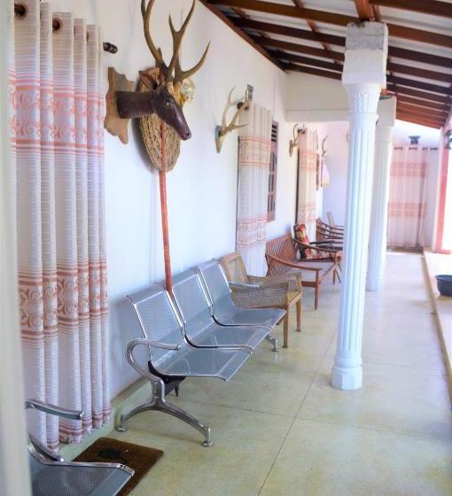 ペンション Mangala Lodge