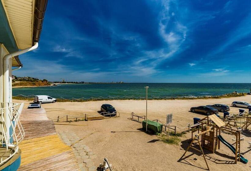 פנסיון Micul Golf