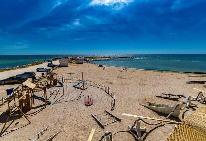 פנסיון Micul Golf