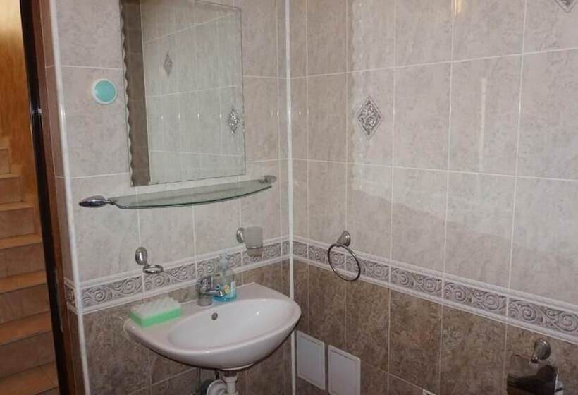Пансион Pamir Guest House