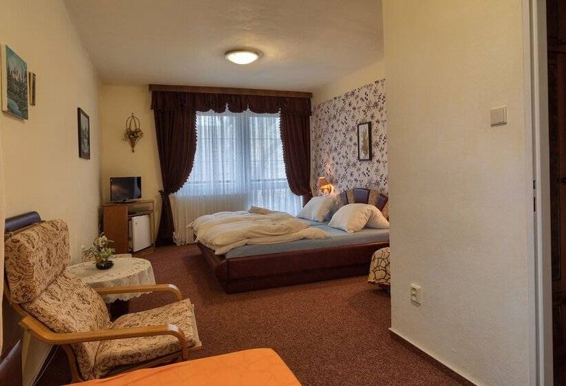 פנסיון Penzion Pod Zvonem